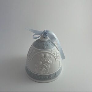 1994 Lladro Christmas Bell in White and light blue